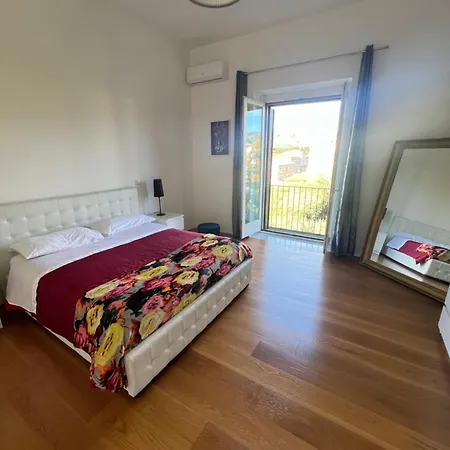 펜션 Terrazza Vanvitelli
